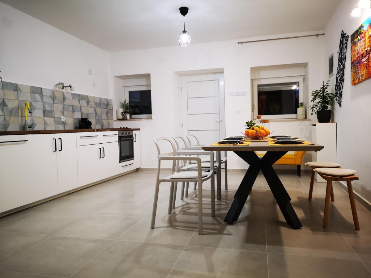 Apartment Sunrise, Coastal Istra, Pula Duga Uvala Pavicini المظهر الخارجي الصورة
